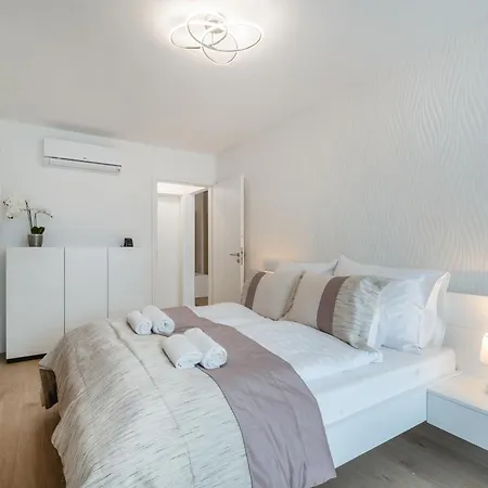 Apartman Myflat Wave Gold Premium I *