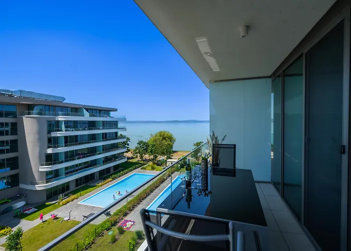 Myflat Wave Gold Premium I Lejlighed Siófok